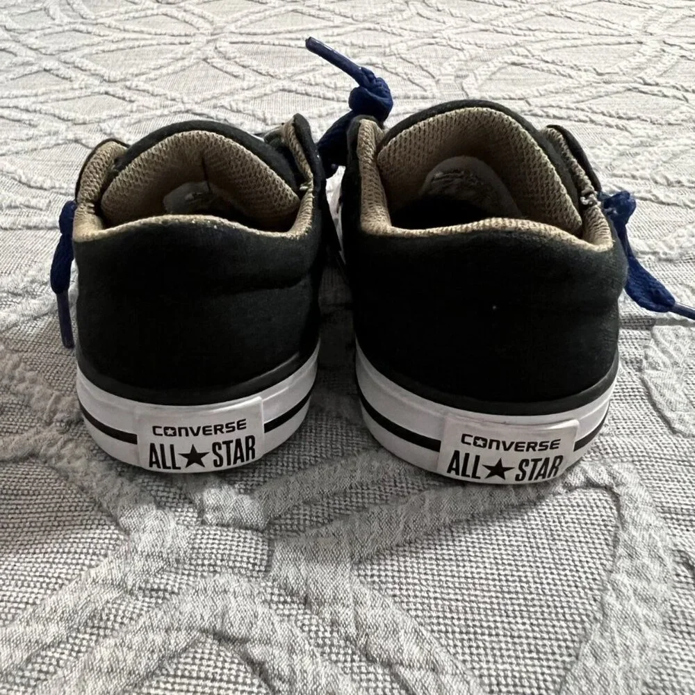 Converse Sz 5 Black & Blue Street Slip No Lace Sneakers